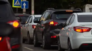 Kohtla-Järvel piiratakse laupäeval liiklust ja parkimist
