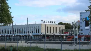 Balti jaama hoone Tallinnas, mis esindab linna infrastruktuuri ja haridusasutuste piirkonda.