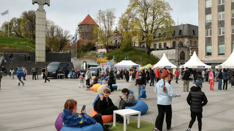 Tallinnas liigub nähtav sümbol ajutiselt uude kohta