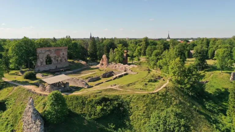 Viljandi volikogu arutab eelarvet ja linnateenuseid