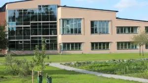 Kohtla-Järve kooliperesid ootab Järvel uus koolimaja