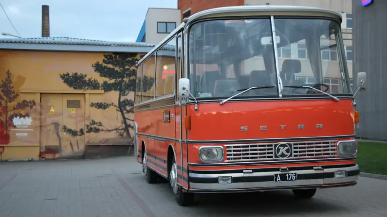 Kohtla-Järvel otsustati bussiliinide ja spordiraha üle