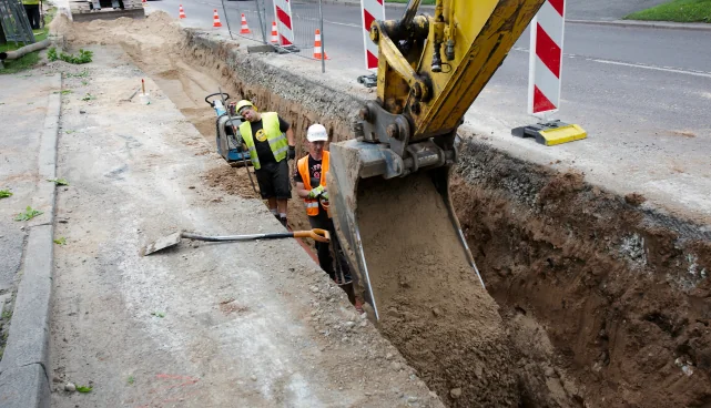 Tartu autojuhte ootavad liikluspiirangud Anne ja Aardla tänaval