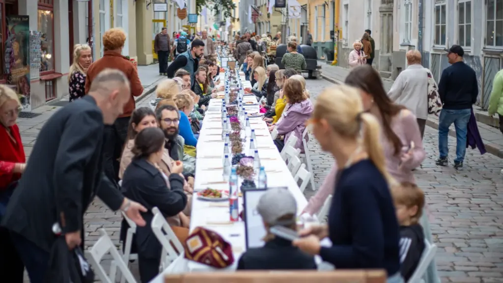 Tallinn tähistab vanavanemaid Pika tänava festivalil 13. septembril